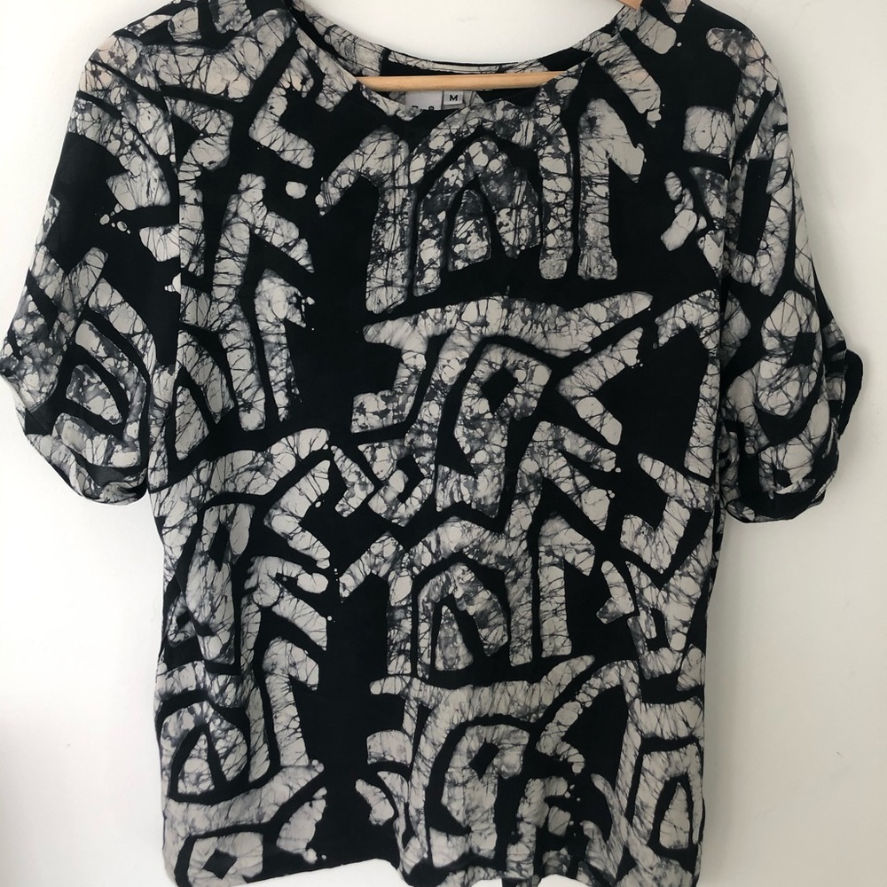 osei duro 100% silk top EUC size medium M